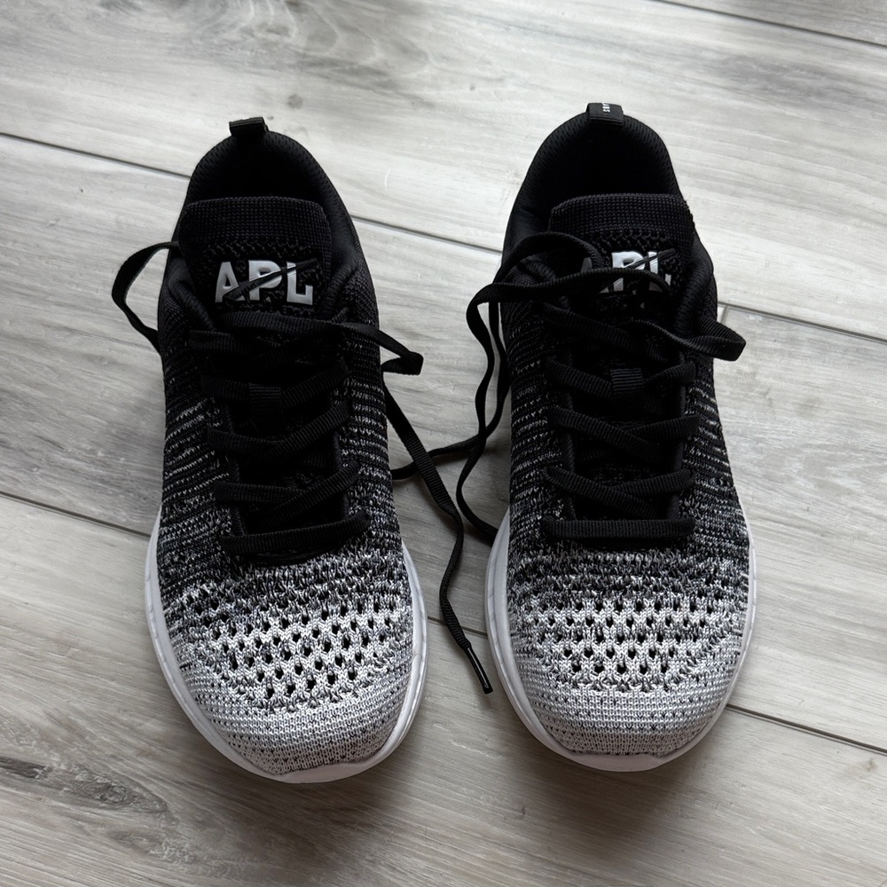 APL Women's TechLoom Pro - Picture 2 of 5